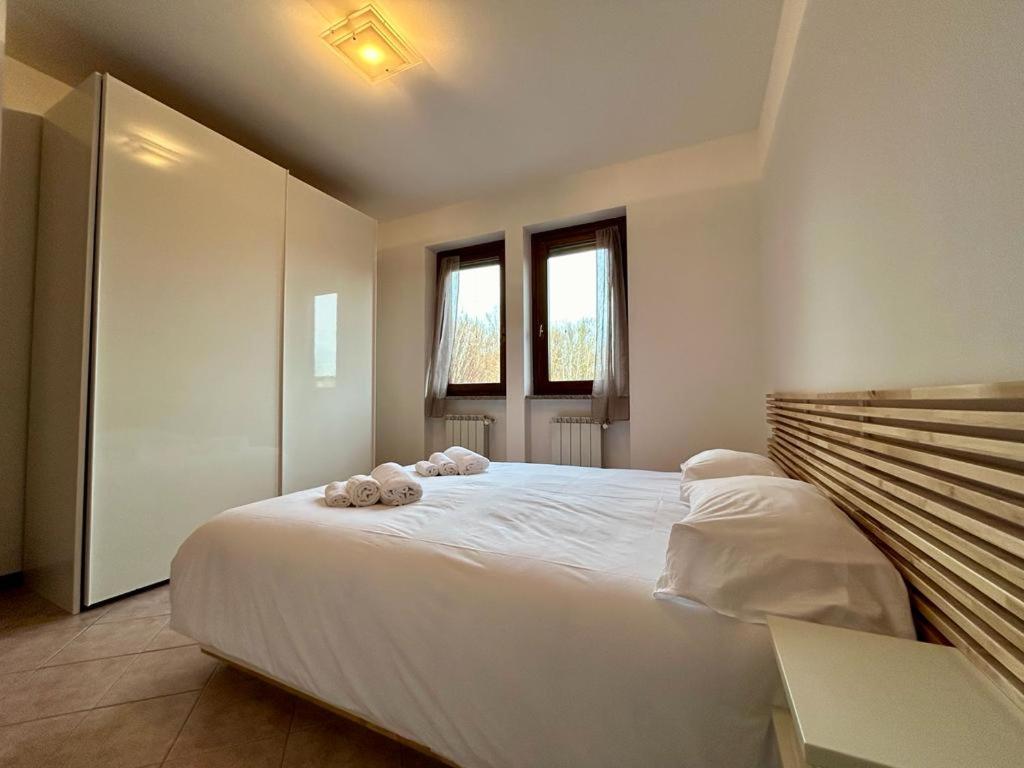 Kibilu - Residence With Pool, Near Lake Maggiore Monvalle Exterior photo